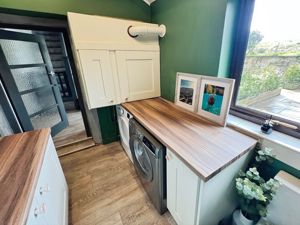 Utility room- click for photo gallery